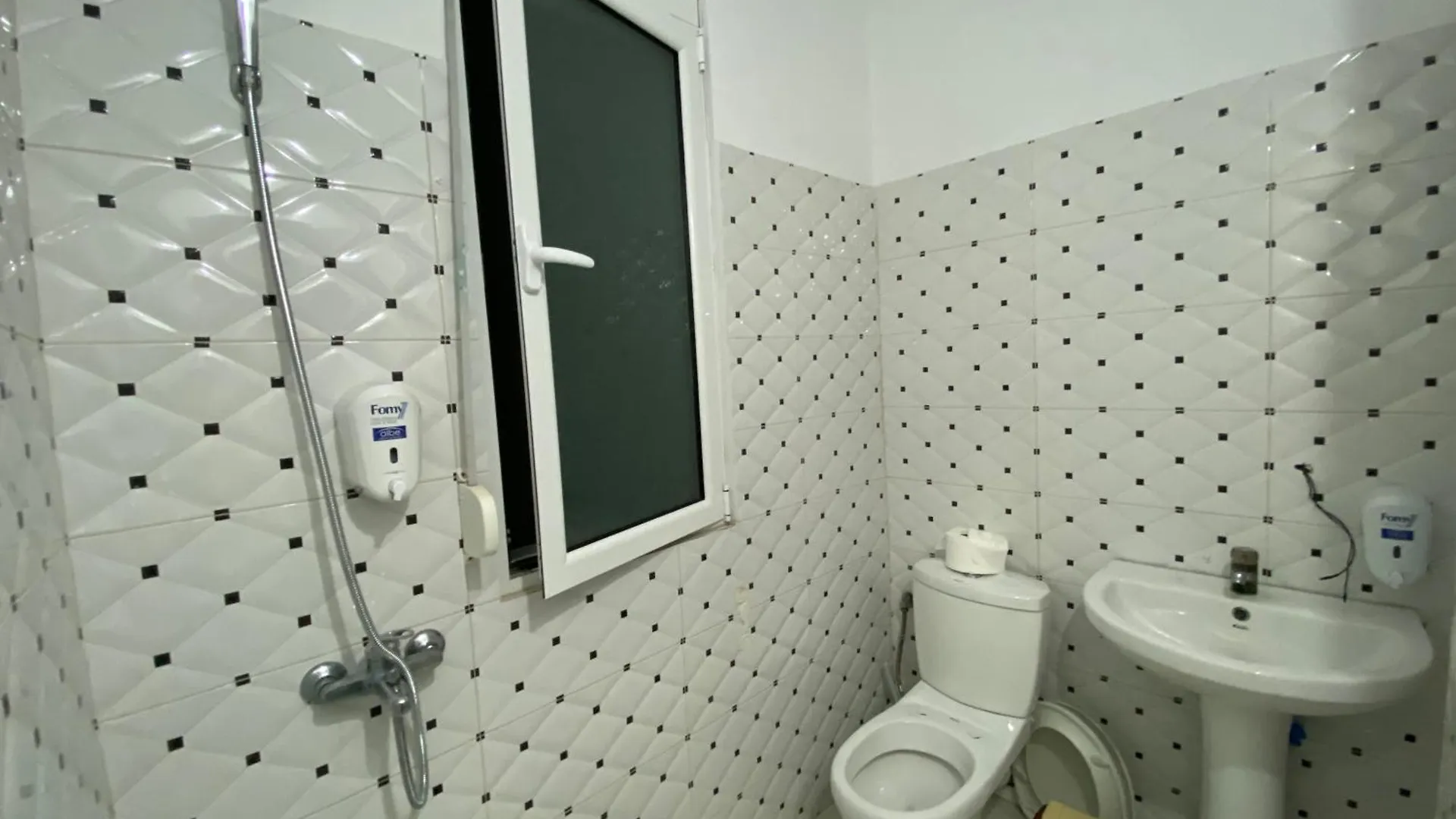 Tradita Peqin Hotel